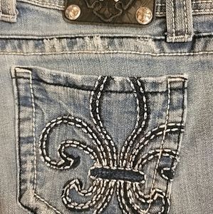 Miss Me Fleur di lis jeans
